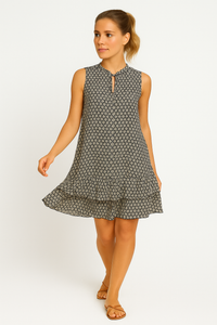 Mouwloze zomerjurk met ruchesprint